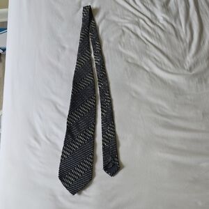 Giorgio Armani Black and White Patterned Tie